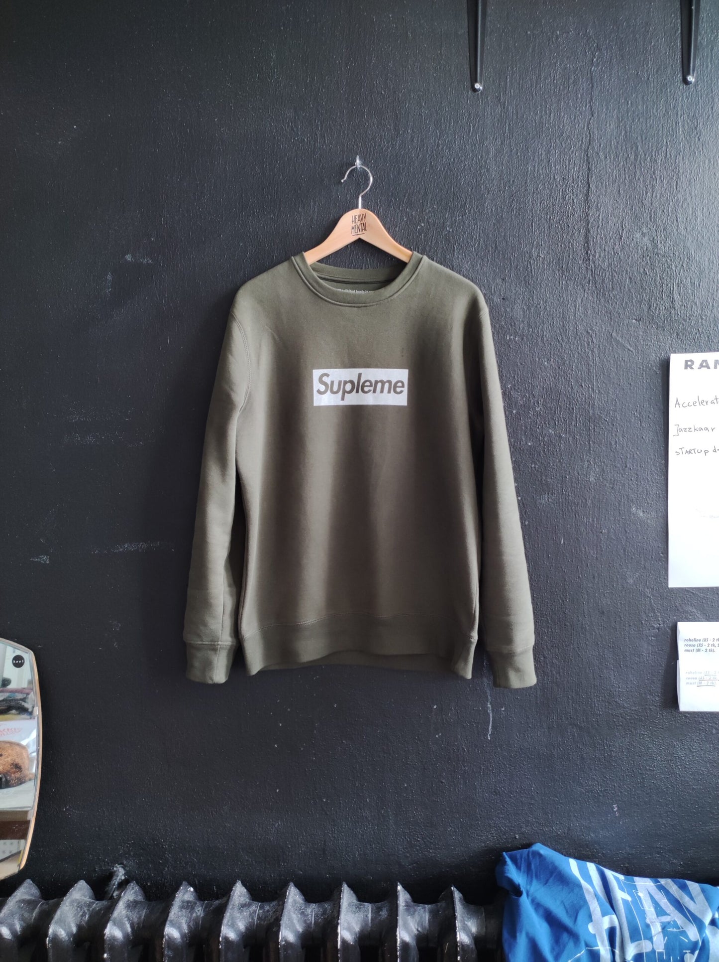 Supleme Sweatshirt - Khaki